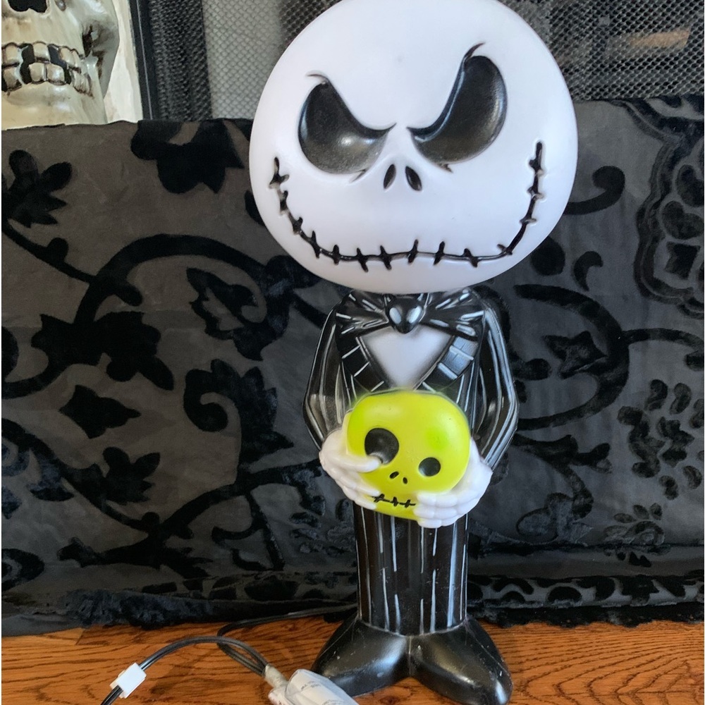 Jack Skellington Light Up Plug in Blow Mold - Picture 6 of 7